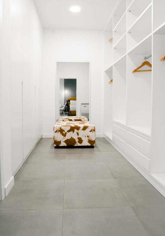 Novi'S Luxury Apartment 1 Gjirokastër المظهر الخارجي الصورة